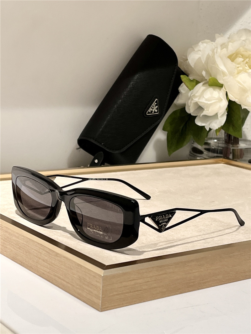Pra*a triangle logo sunglasses