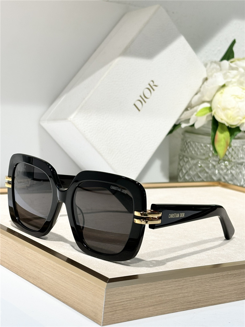 D10r stylish square sunglasses