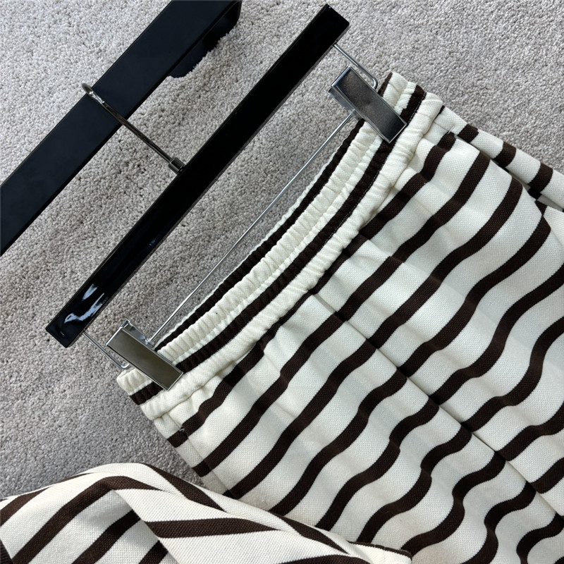 Pra*a triangle logo decorative striped suit replica d&g clothing