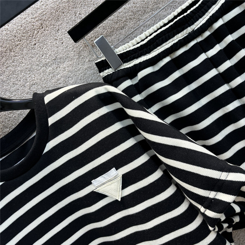 Pra*a triangle logo decorative striped suit replica d&g clothing