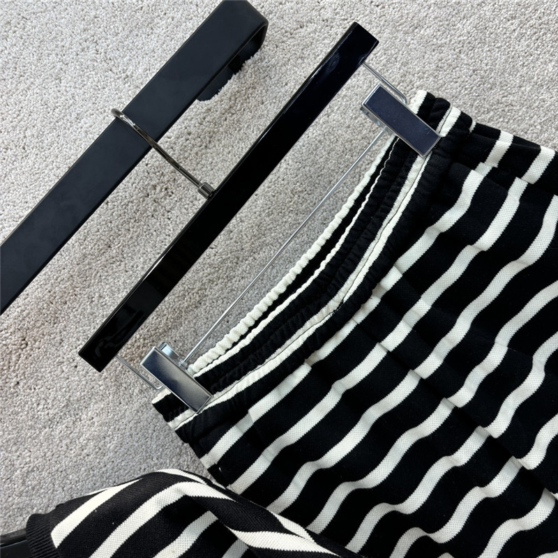 Pra*a triangle logo decorative striped suit replica d&g clothing