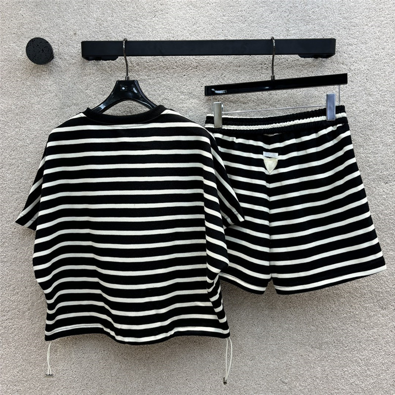 Pra*a triangle logo decorative striped suit replica d&g clothing