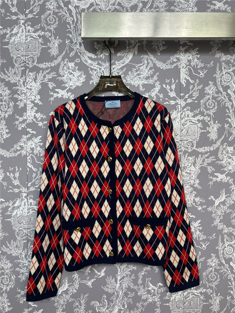 Pra*a jacquard argyle knit sweater