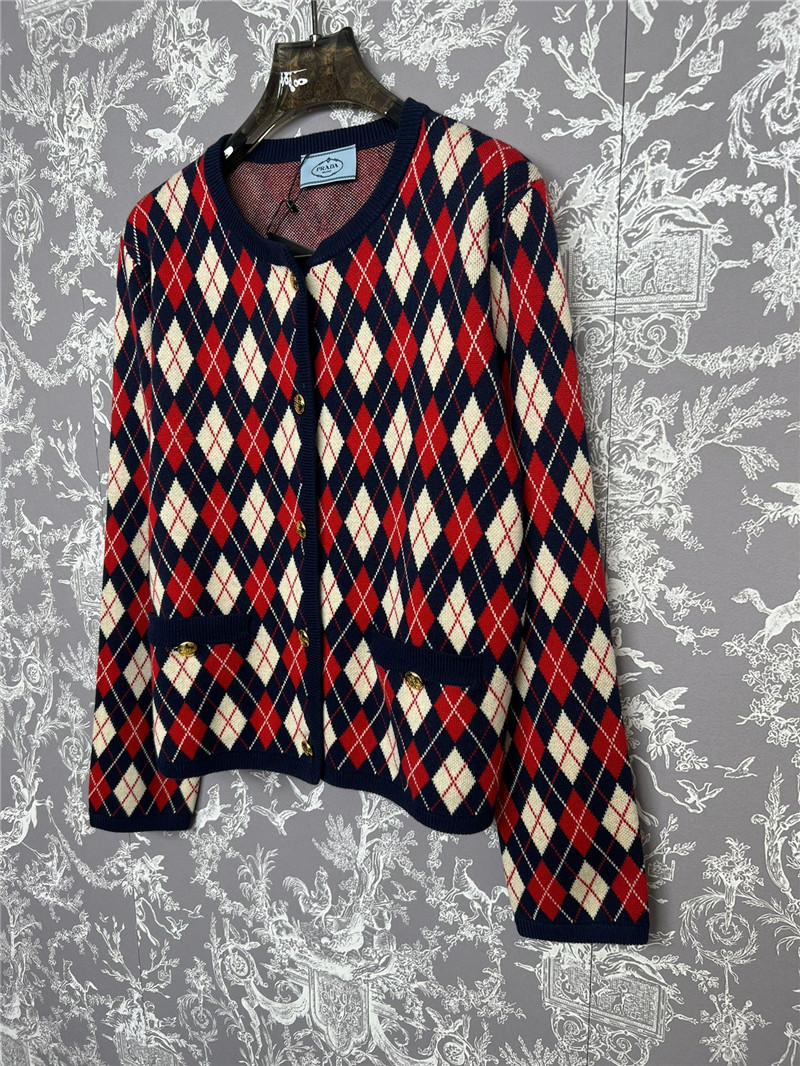 Pra*a jacquard argyle knit sweater
