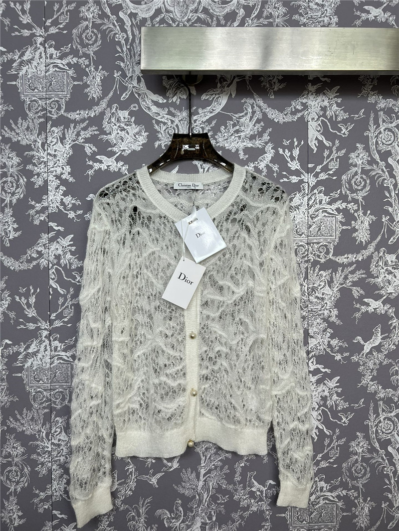 D10r lace crochet cardigan in off-white