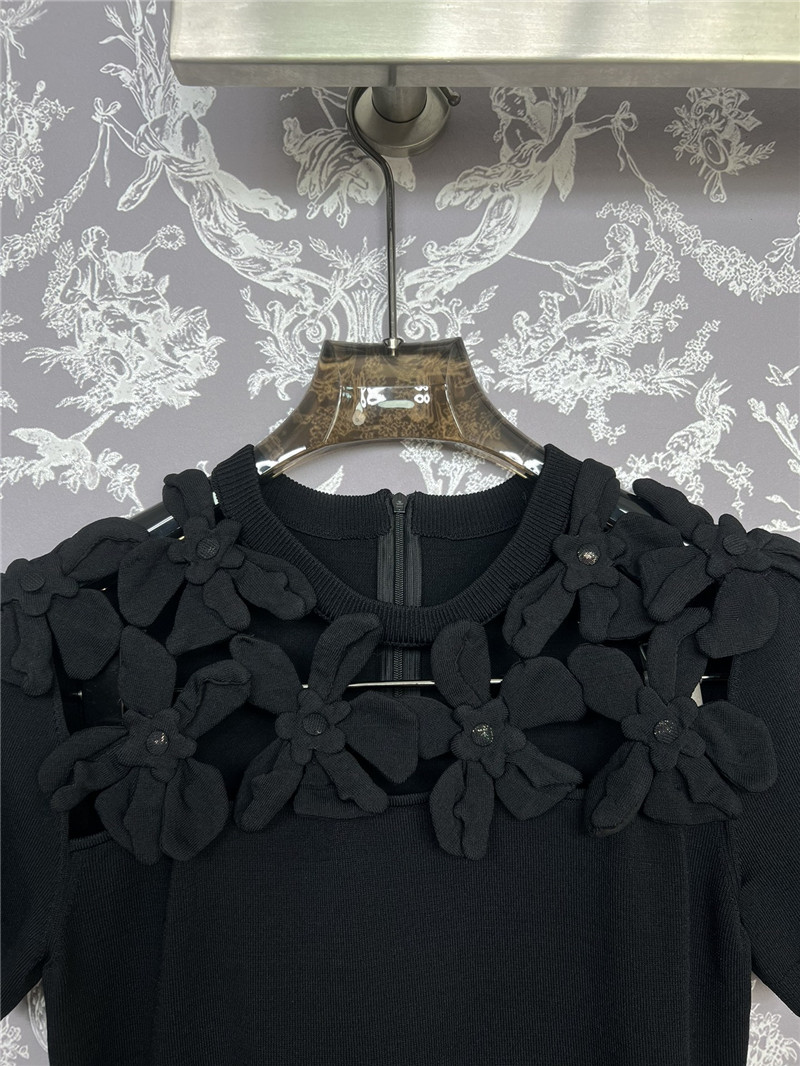 Va1e*ntin0 new dresses cheap replica designer clothes