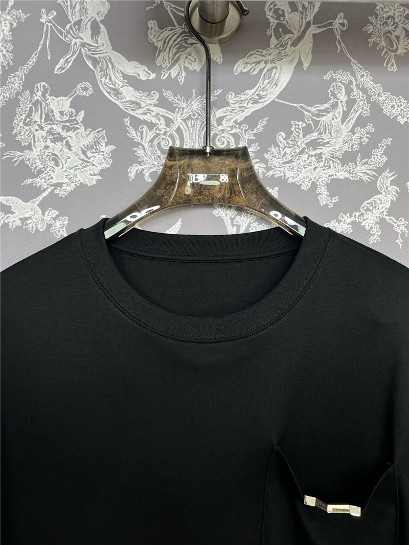 Va1e*ntin0 new t-shirt replica clothing sites