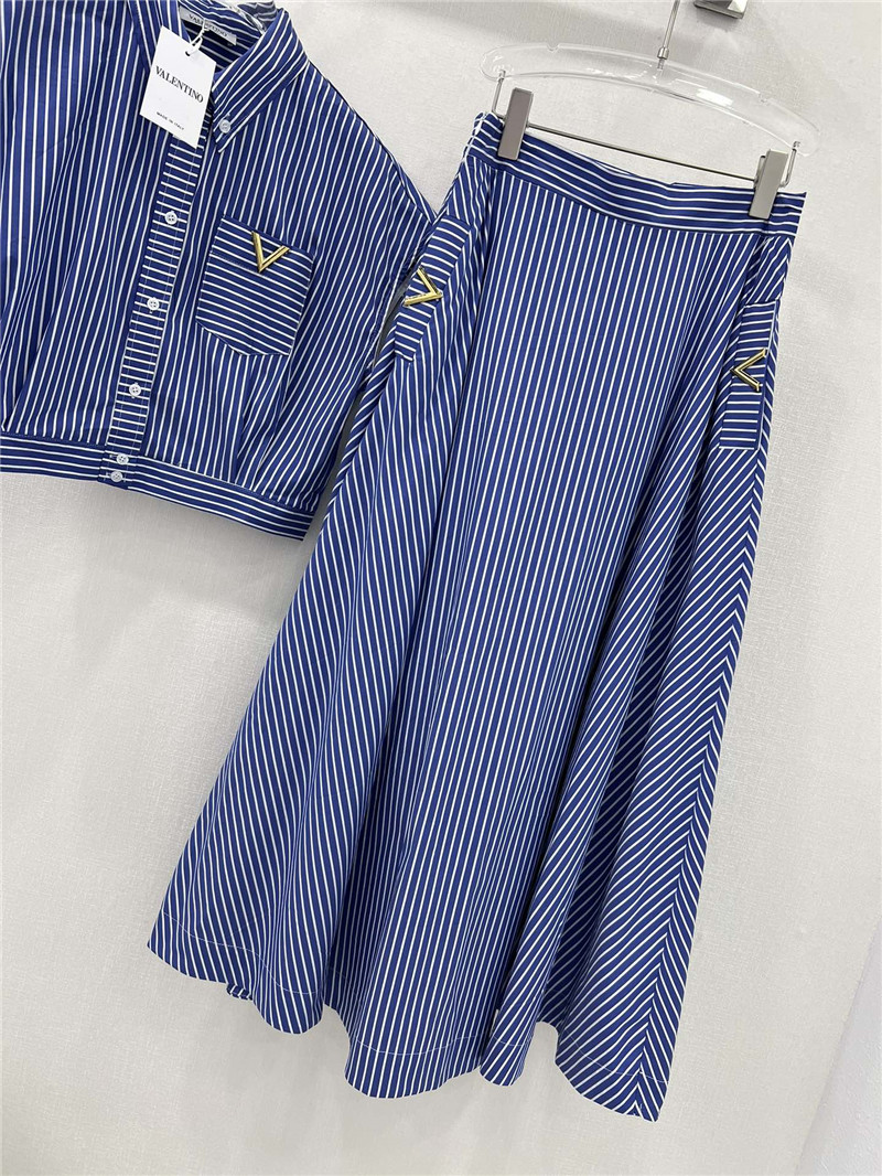 Va1e*ntin0 new striped skirt cheap replica designer clothes