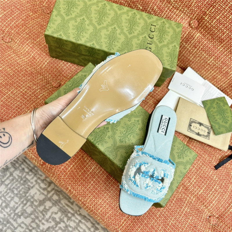 Gvc*1 canvas interlocking g sandals