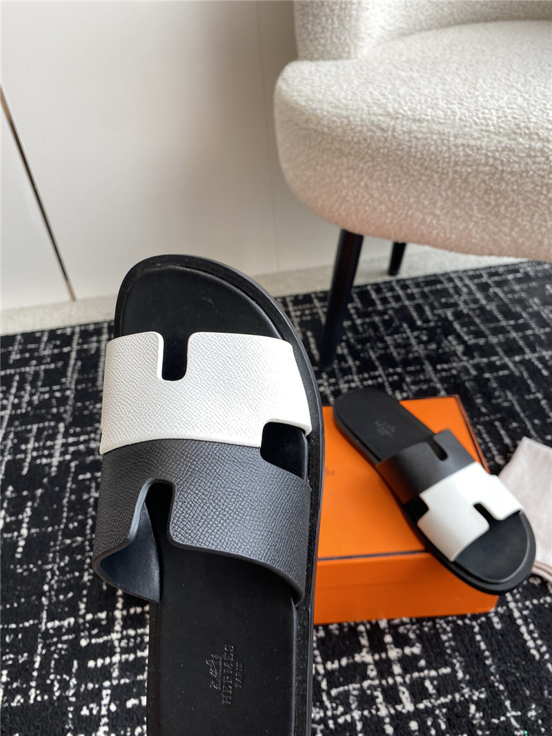 H**me5 izmir sandals black white