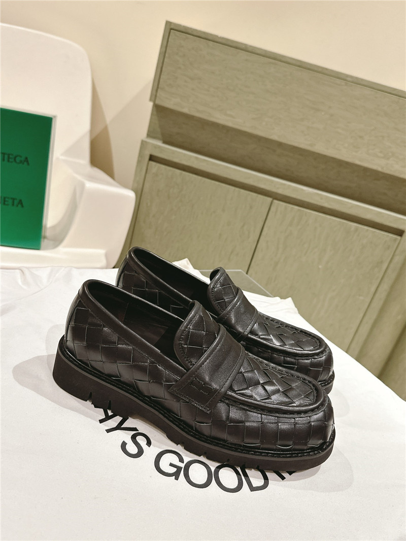 b0tt*ga Ven*ta women’s woven leather sneakers