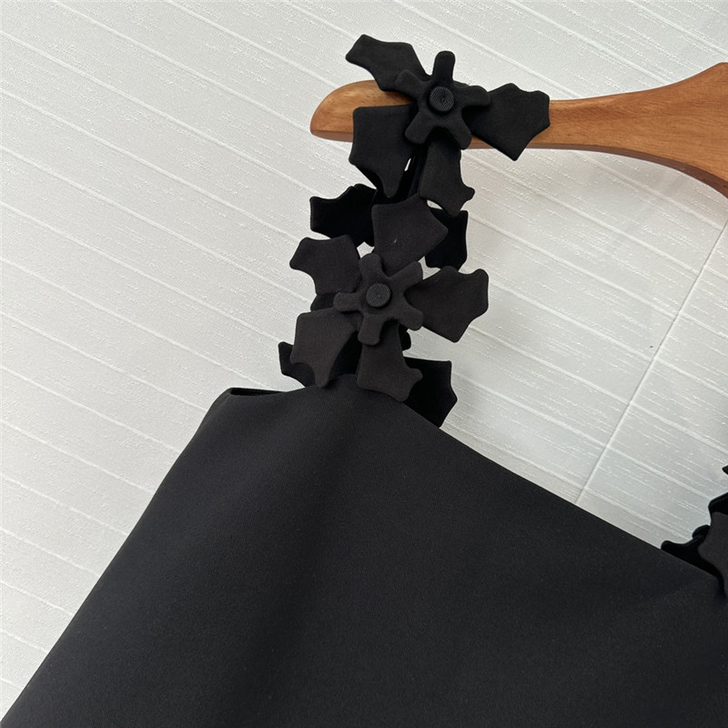 Versace three-dimensional pile flower suspender top replicas clothes