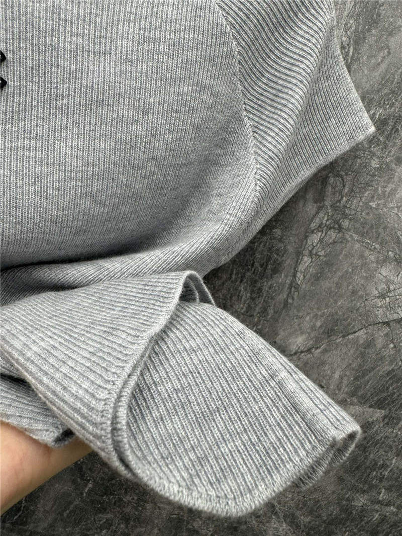 Ch**el static logo knit top replica clothing sites