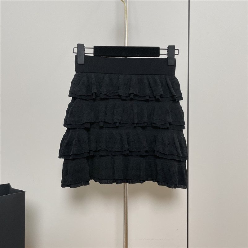 Ch**el pleated cake knit short skirt replica clothing