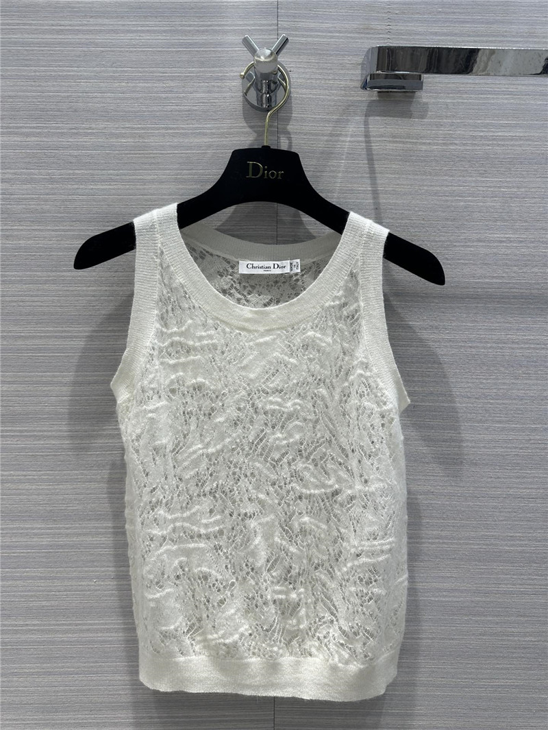 D10r hollow crochet small vest replica clothes