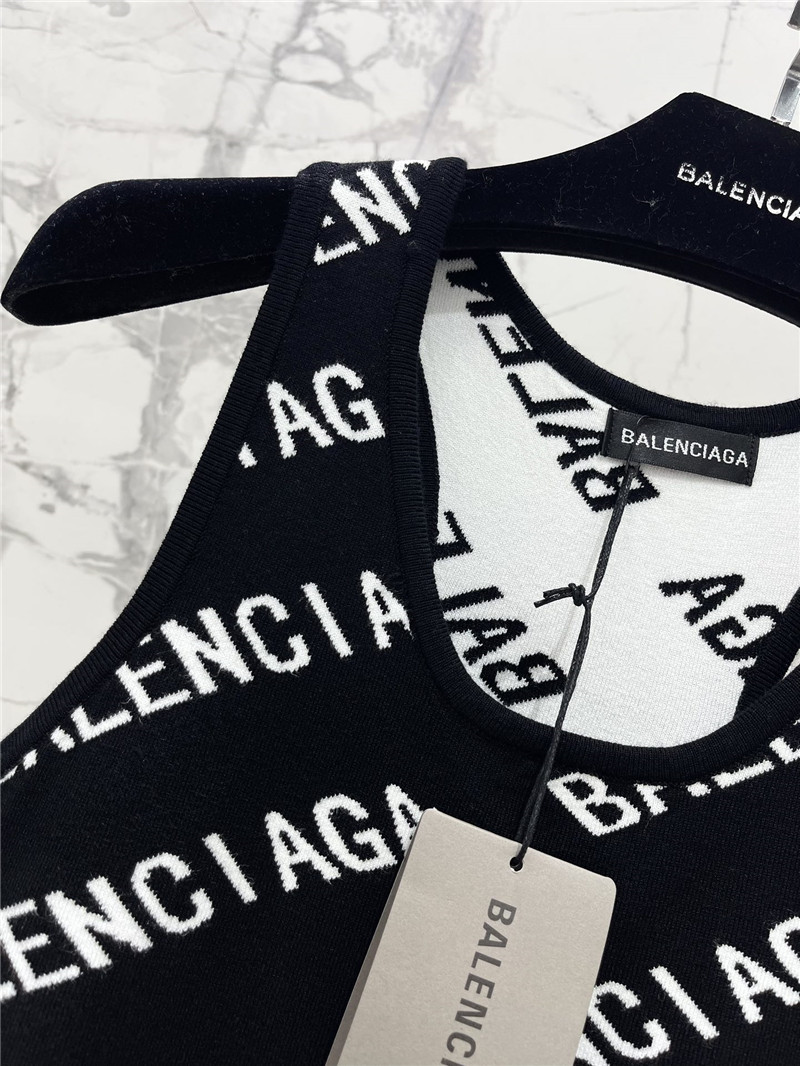 Ba1en*iaga all over the body letter jacquard vest replicas clothes