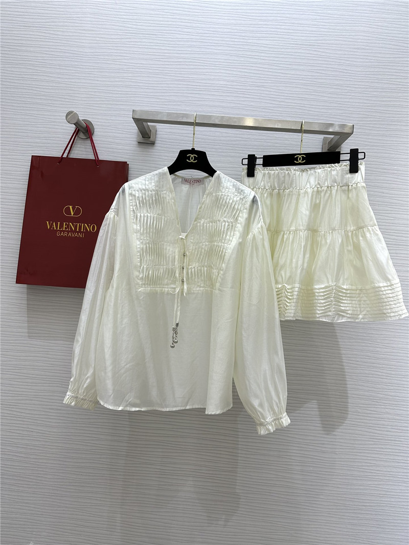 Va1e*ntin0 blouse + a-line skirt set replica clothes