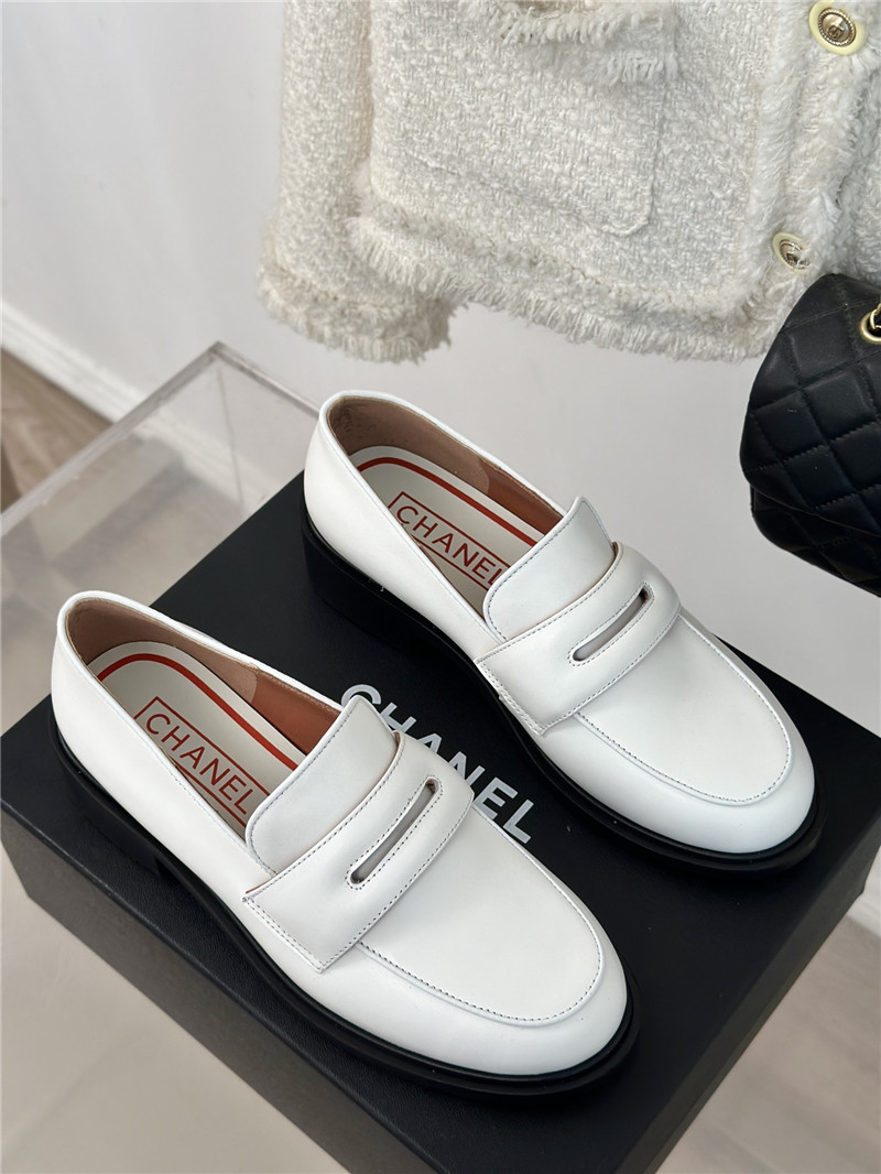 Ch**el women¡¯s white calfskin loafers