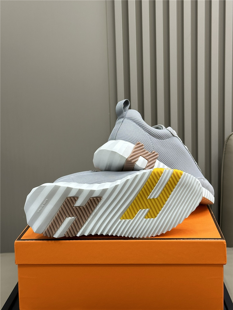 H**me5 women’s bouncing sneakers