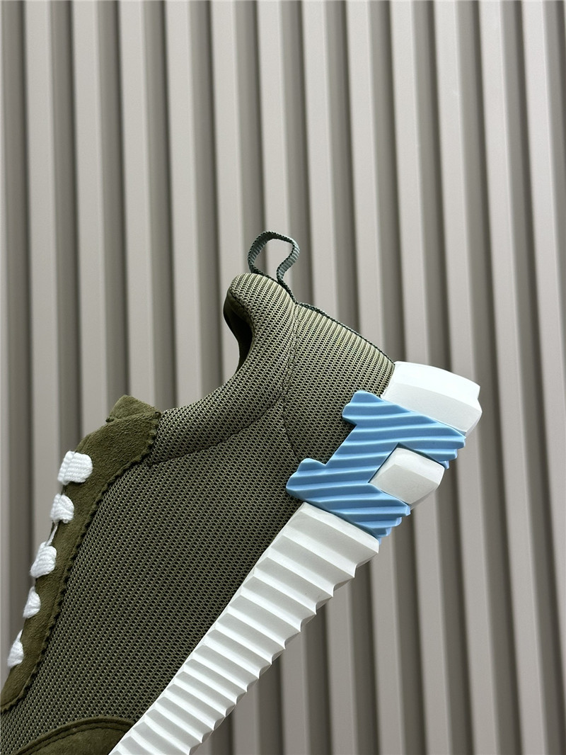 H**me5 bouncing sneakers in green