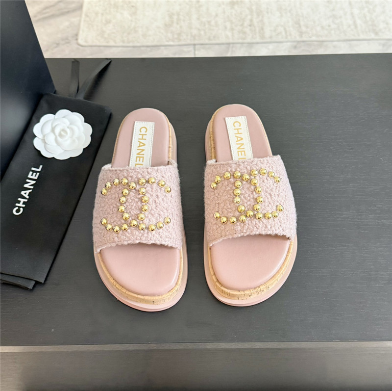 Ch**el logo platform pearl tweed slippers