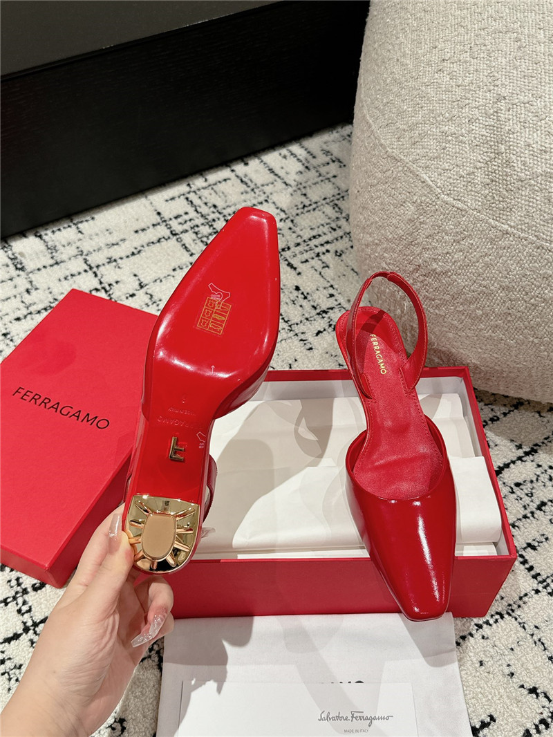 Ferragamo Cage Slingback Leather Pumps in Red