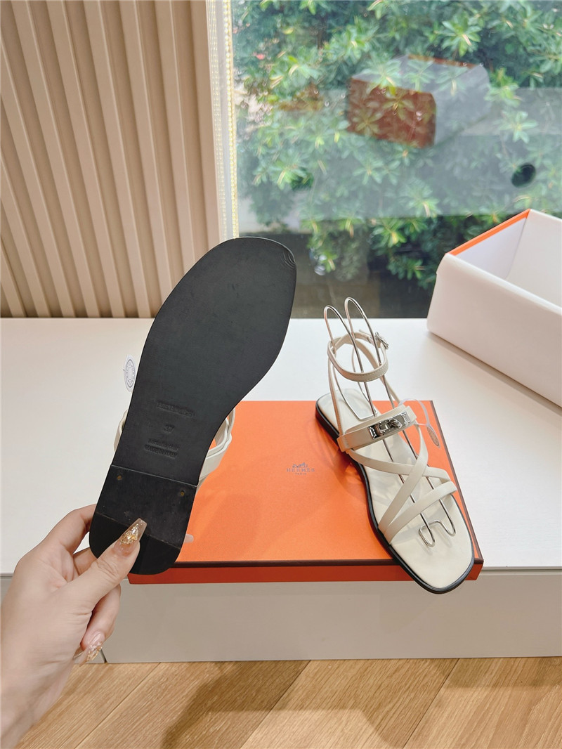 H**me5 june sandals white