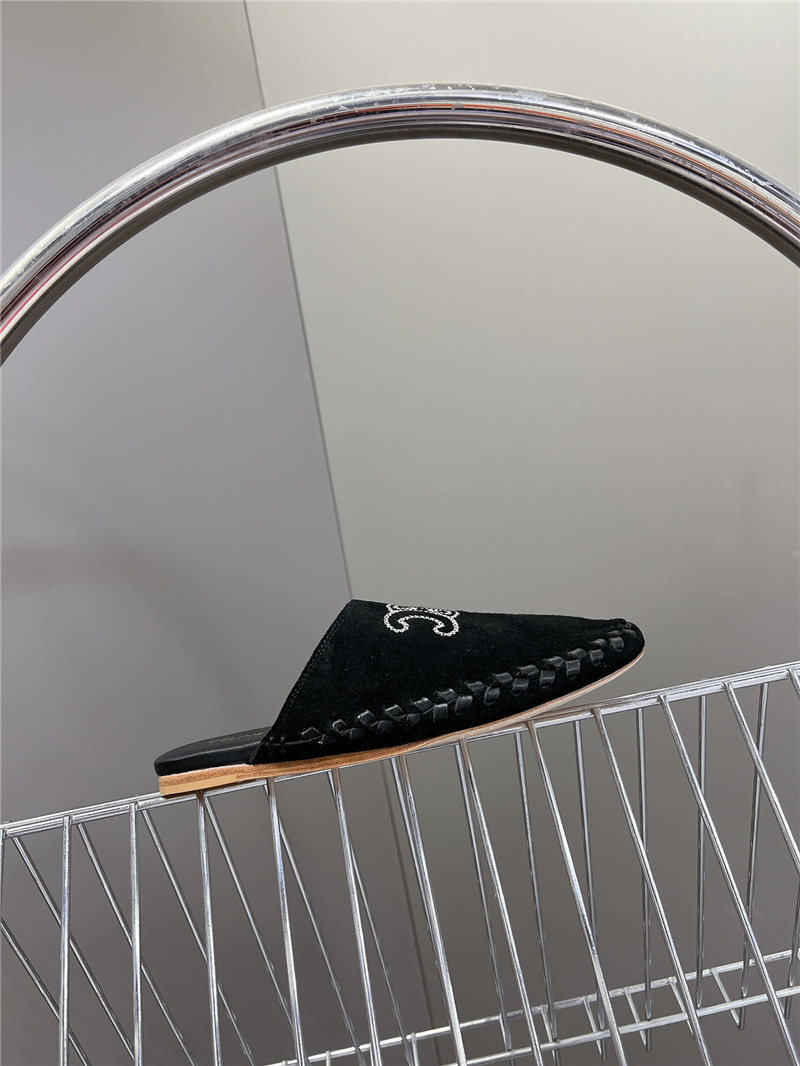 Ce1i*e marlou triomphe mule in black suede