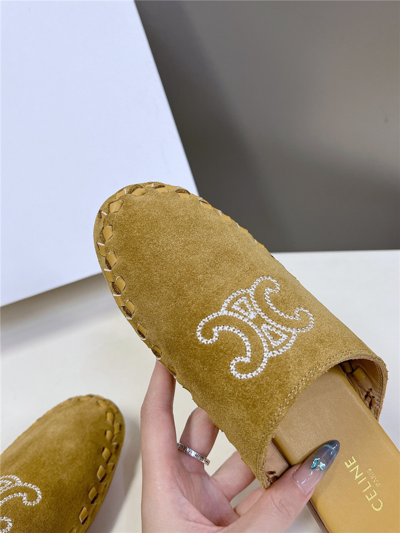 Ce1i*e marlou triomphe mule in suede calfskin