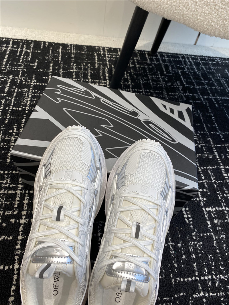 Off-White Be Right Back Sneakers