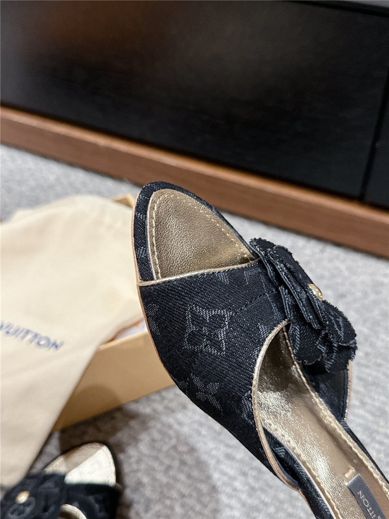 l0vis Vvtt0n black denim kitten heels