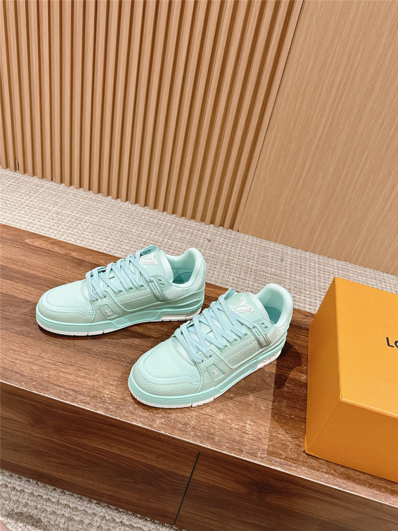l0vis Vvtt0n lv women trainer sneakers in light blue