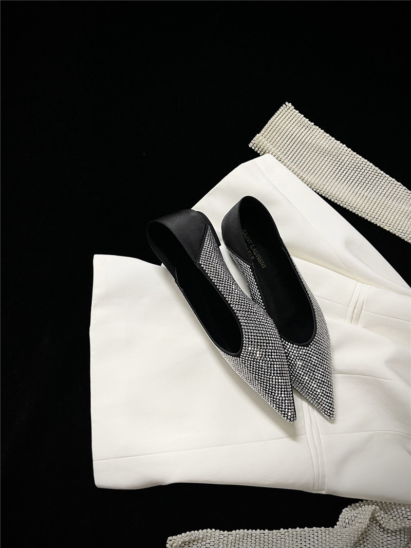 Sa1nt Lau*nt silver nour slippers