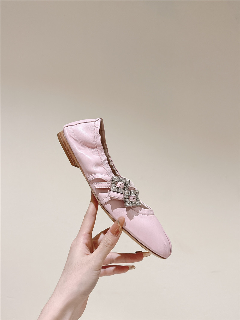 Roger Vivier Mini Strap Leather Ballerina Flats in pink