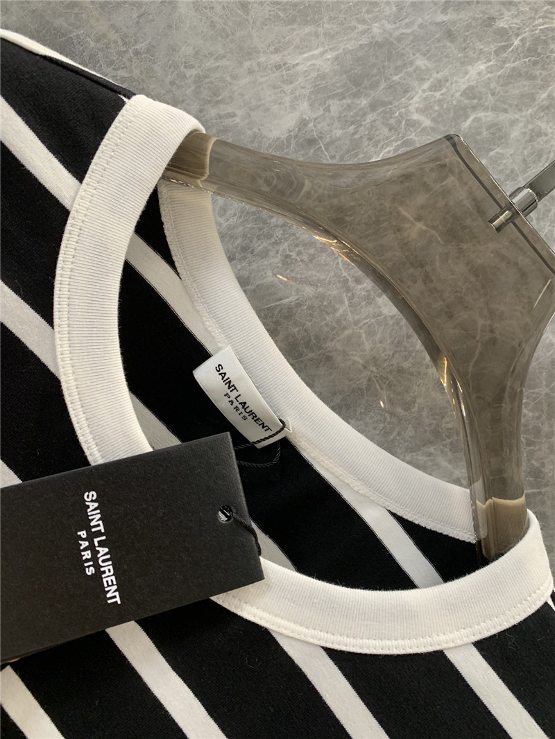 Y51 black and white striped long-sleeved t-shirt replicas clothes