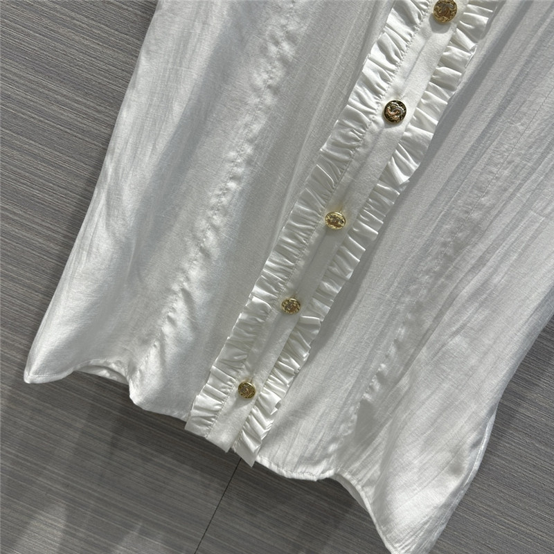 Ch**el white ruffled collar sleeveless shirt