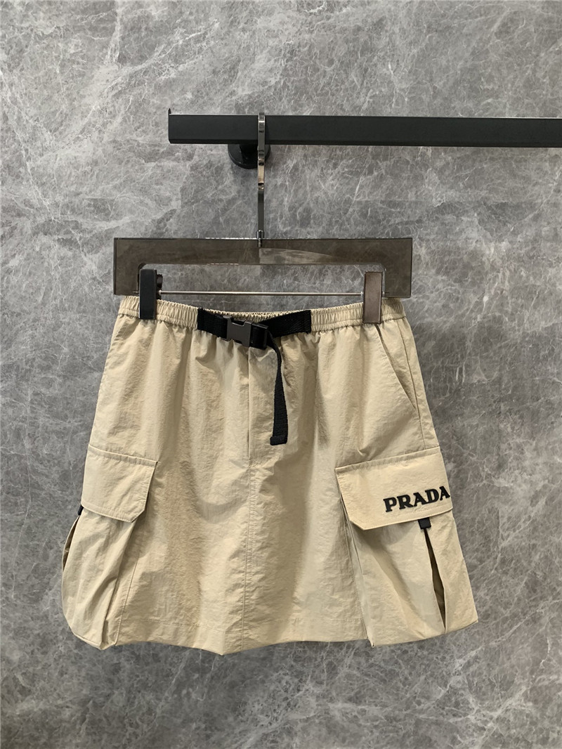 Pra*a classic letter work skirt replica clothing sites