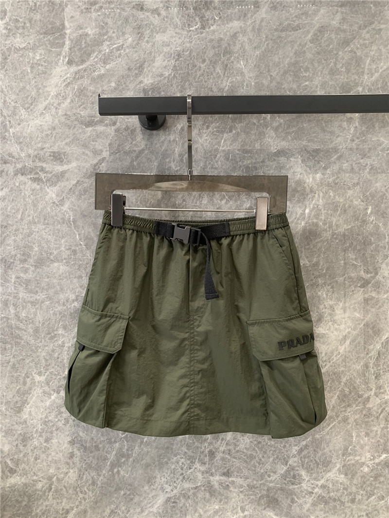 Pra*a classic letter work skirt replica clothing sites