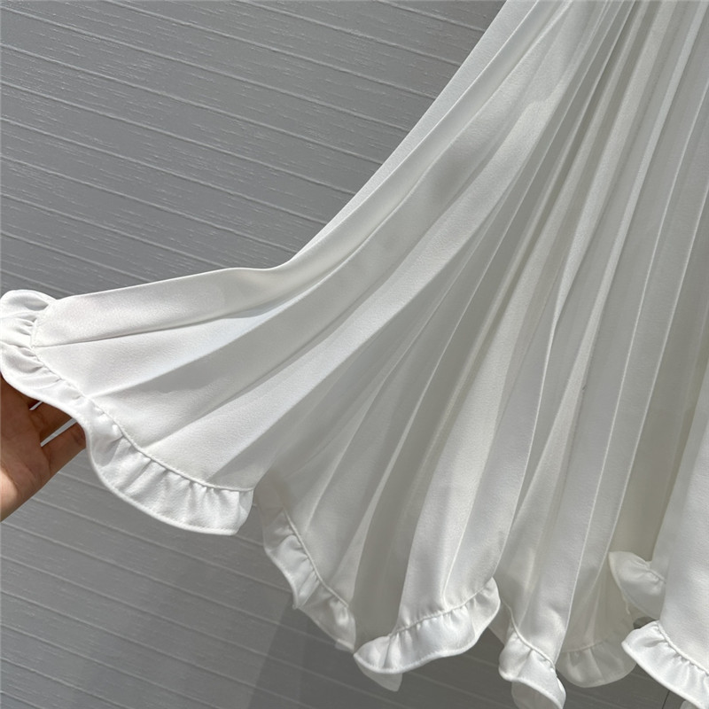 Va1e*ntin0 ach**elordion lace skirt replica designer clothes