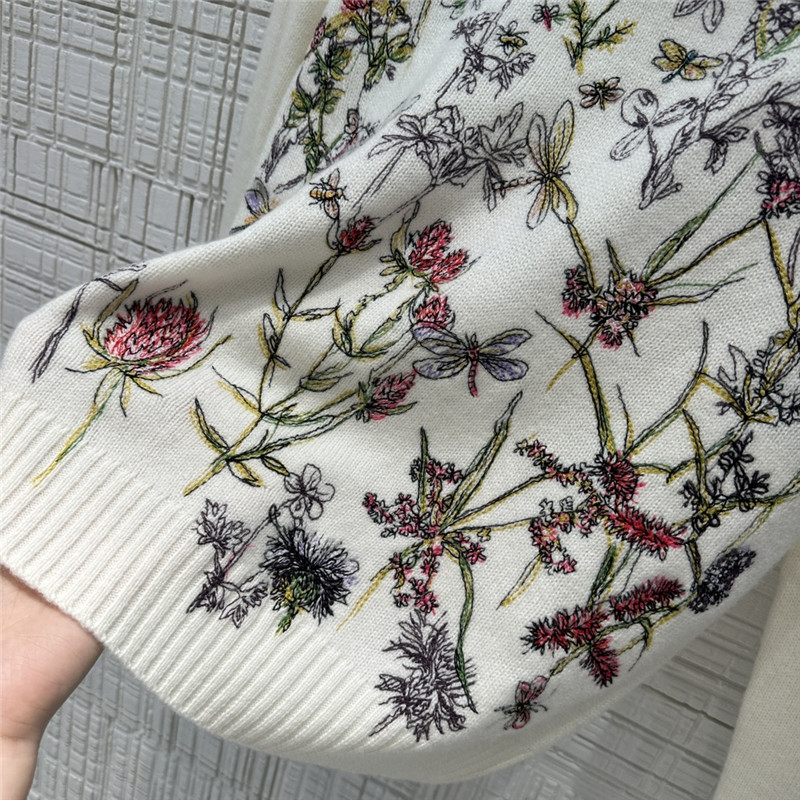 D10r herbarium knit sweater white