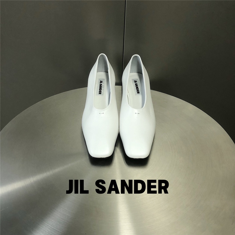 Jil Sander Perspex Block Heel Round-toe Pumps in White