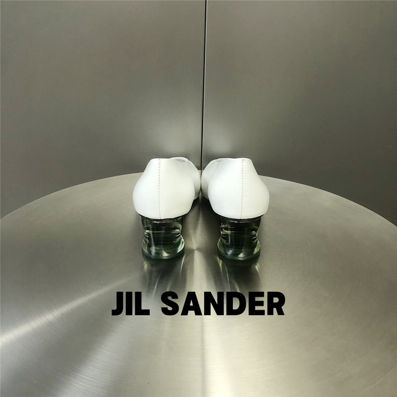 Jil Sander Perspex Block Heel Round-toe Pumps in White