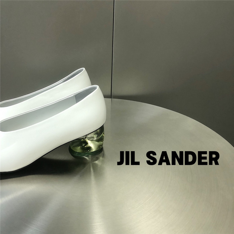 Jil Sander Perspex Block Heel Round-toe Pumps in White