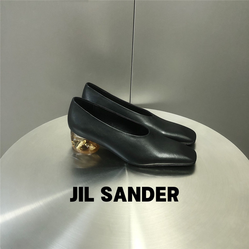 Jil Sander Perspex Block Heel Round-toe Pumps in Black