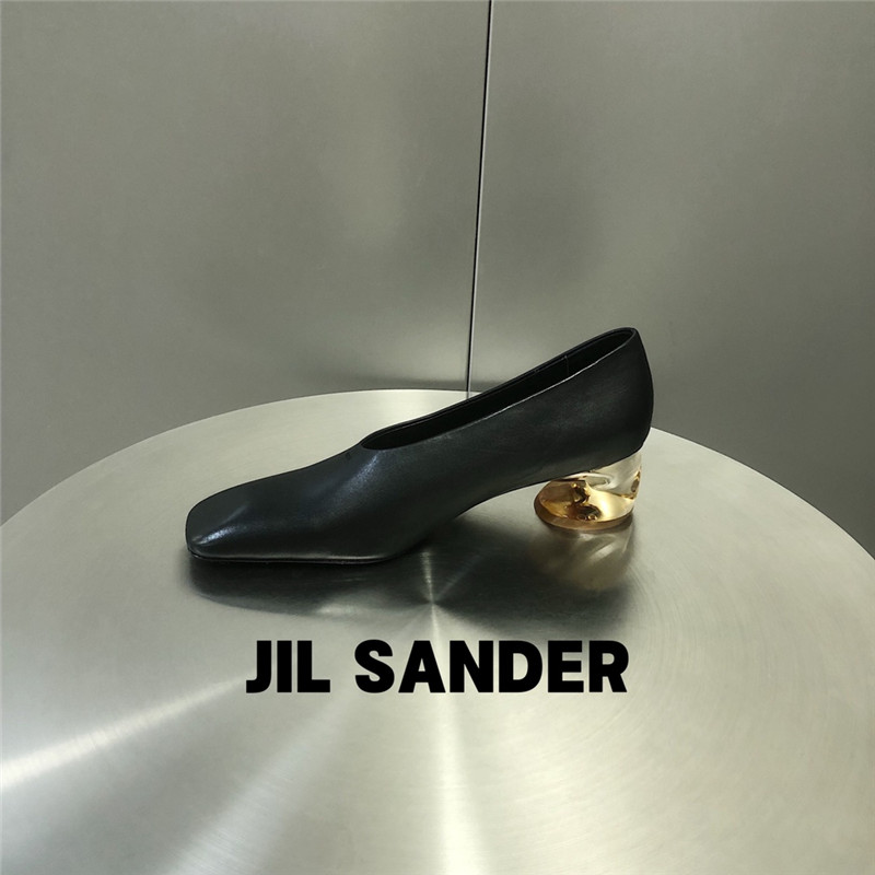 Jil Sander Perspex Block Heel Round-toe Pumps in Black
