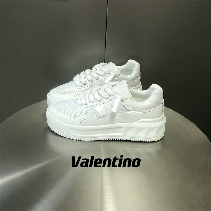 Va1e*ntin0 garavani one stud xl leather platform sneakers