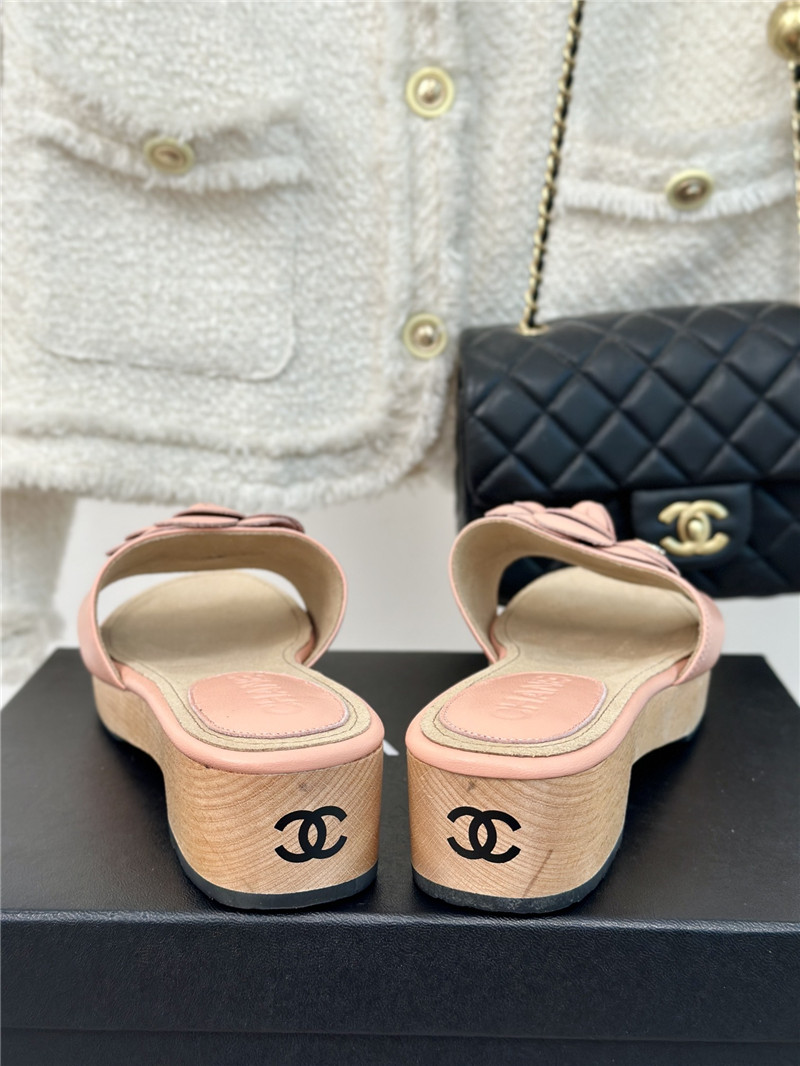 Ch**el platform camellia women’s slippers pink