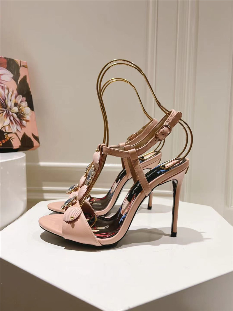 Dolce & Gabbana Capri Embellished Leather Sandals in Pink