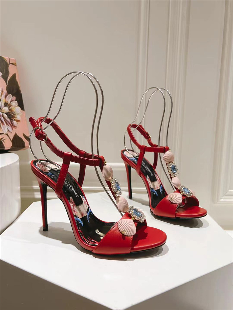 Dolce & Gabbana Capri Embellished Leather Sandals in Red