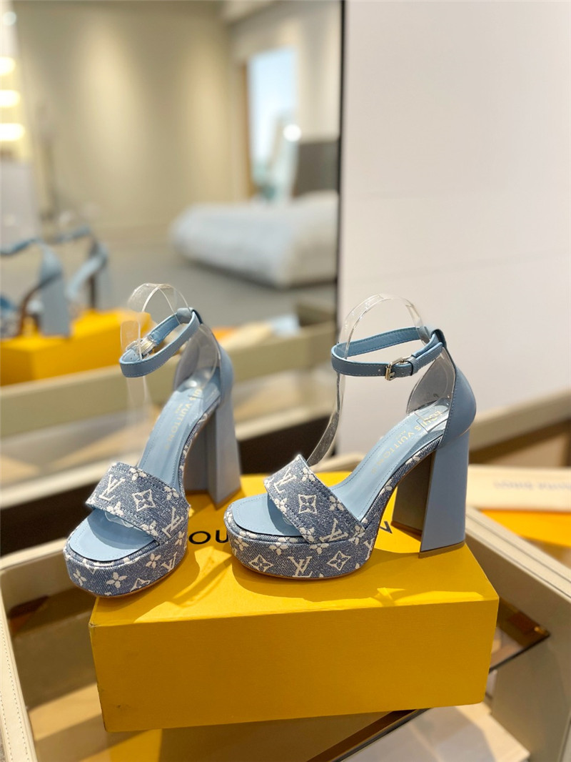 l0vis Vvtt0n monogram jacquard denim platform sandals beige